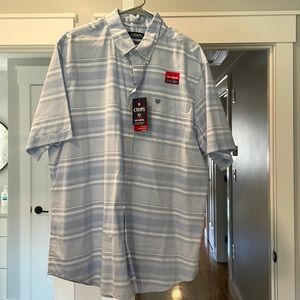 Short sleeve button down Chaps shirt